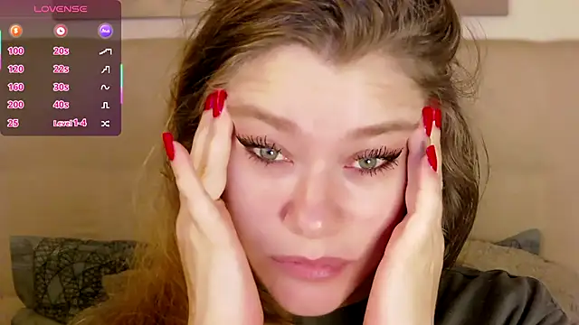 XXX chat uživo modela PetersEmily