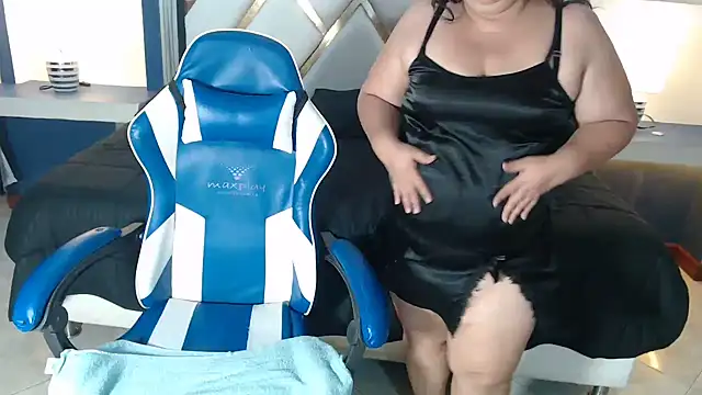 katiusca_rm élő XXX-chatje