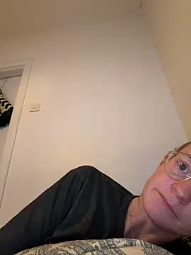 jannis1992 live XXX chat