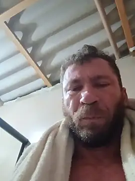RobertoLuiz84's Live XXX Chat