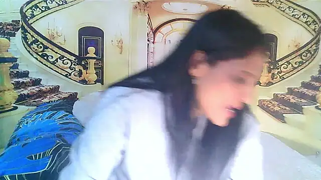 צ'אט XXX בשידור חי של IndianSexcSmyle