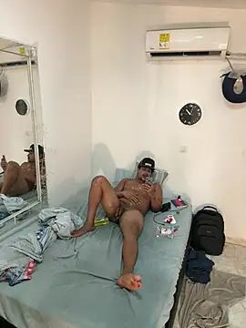 bigdick211292 现场XXX聊天