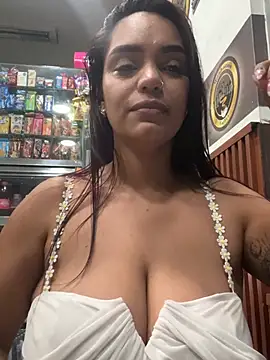 Sara-77's Live XXX Chat