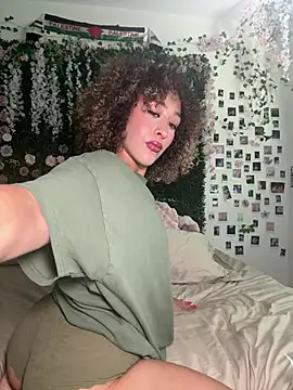 LyraCovee's Live XXX Chat