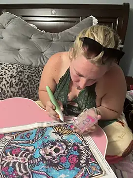 sweetkacibaby Show in webcam