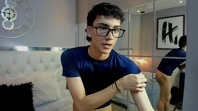 cml0_ Live XXX-Chat