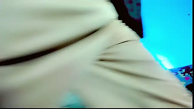 XXX chat uživo modela malahya_
