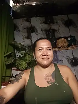 Chat +18 de TabooSHOWgirl18 ao vivo