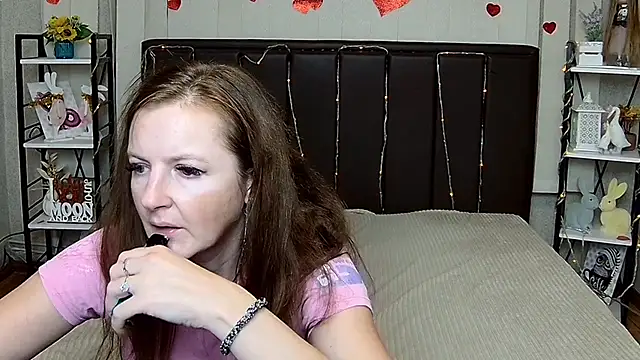 MeganPirs live XXX chat