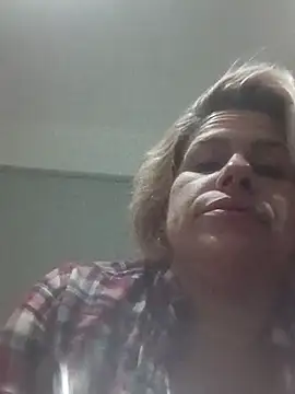 toomuchofafreak's Live XXX Chat