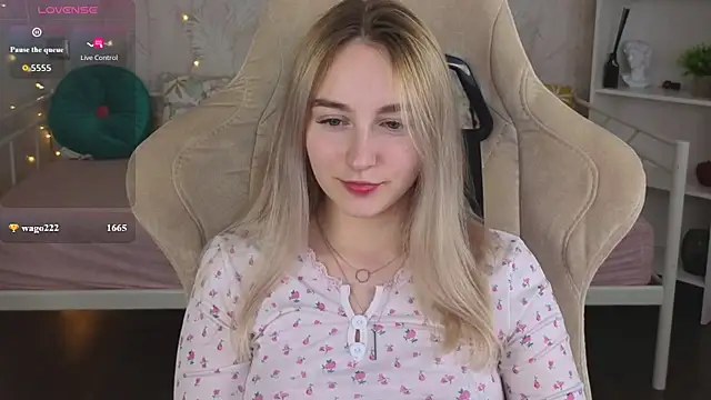 Shy_Polly's Live XXX Chat