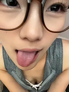 Chat XXX Live yanzi520