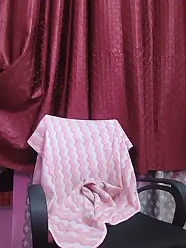 Chat +18 de sexykrisha ao vivo