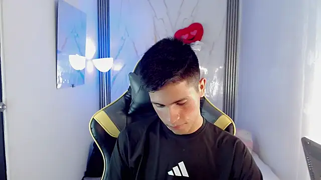 XXX chat uživo modela Ascii_one