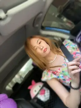 okgirl_23 Show Webcam