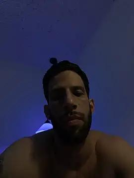 צ'אט XXX בשידור חי של Karim_mansur