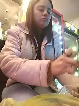 karlagiraldo198 – Naživo XXX chat