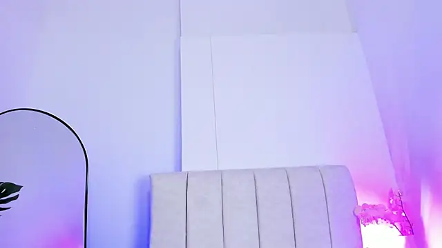 Chat +18 de KaliBloom ao vivo