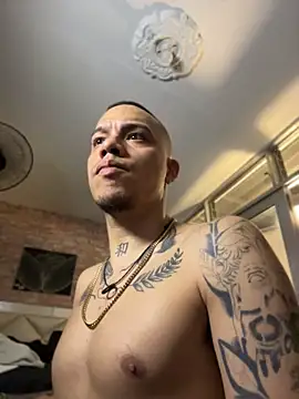 XXX chat uživo modela AlphaMasterXxx