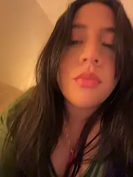 vellaah's Live XXX Chat