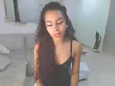 im_miauhg's Live XXX Chat