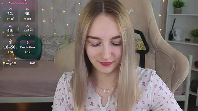 Shy_Polly লাইভ XXX চ্যাট