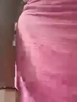 Tamil-hotwife's Webcam Show