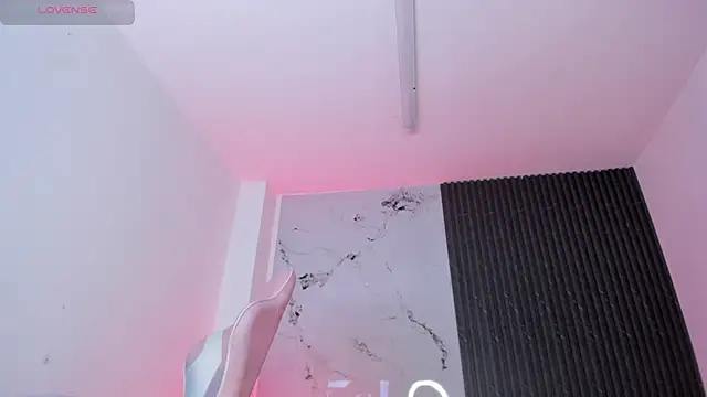 Chloemuaak's Live XXX Chat