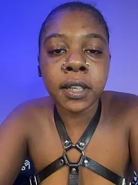 Ebony_Queeen Chat XXX in diretta