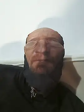 Онлайн чат XXX helldude69