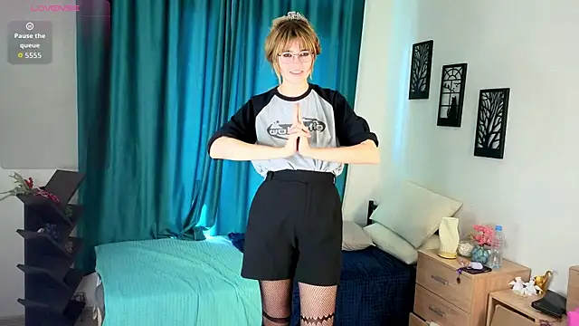 JanitaPhurrough's Live XXX Chat