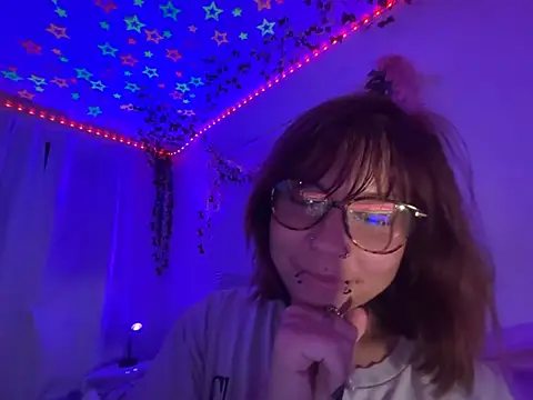 Živý XXX chat moan4mona