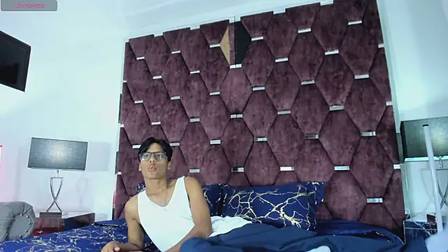 LiamKron Live XXX-chat