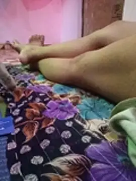 Hot-cute_beby Webcamshow