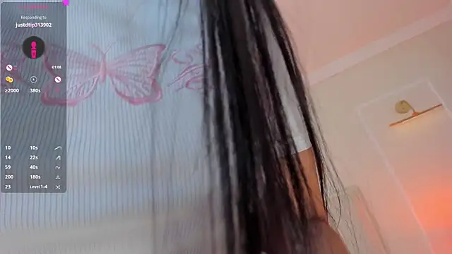 your_alina18's Live XXX Chat