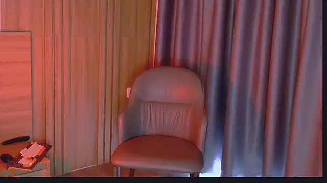Chat XXX ao vivo de ivo_blake