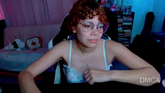 Drea_Foox Adlı Modelin Canlı XXX Sohbeti