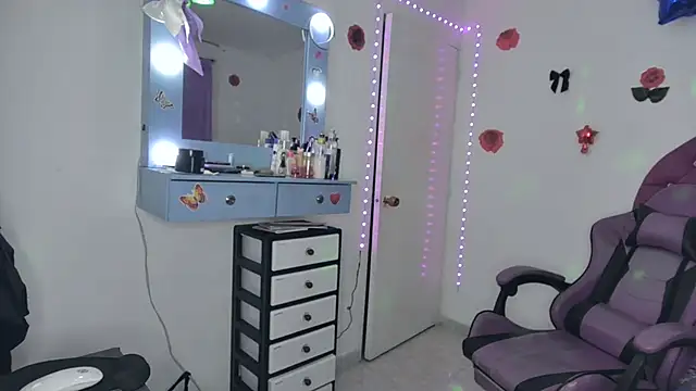 دردشة soffy_rosses الجنسية المباشرة