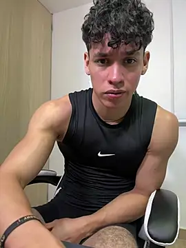 Chat XXX Live Luke_Muscle