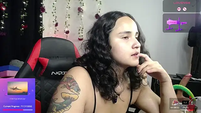 IncognitoLive1's Live XXX Chat