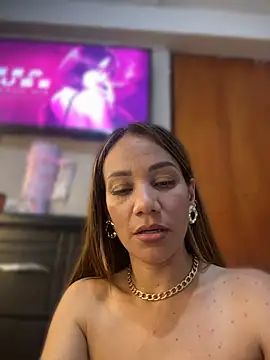 Chat +18 de sofia8428 ao vivo