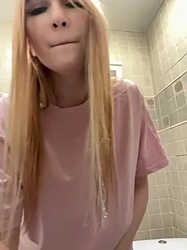 MarlboroWeb Live XXX-Chat