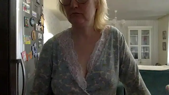 Zeyona live XXX chat
