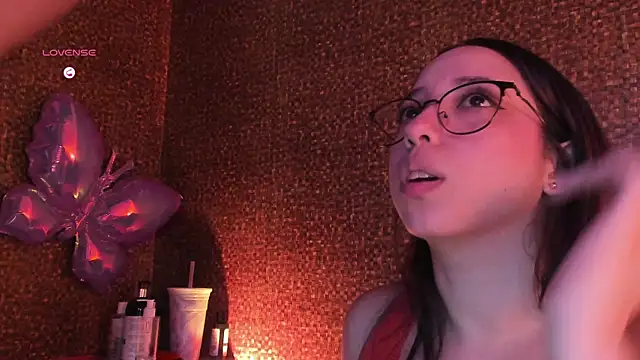 Chat XXX en directo de Apartment28