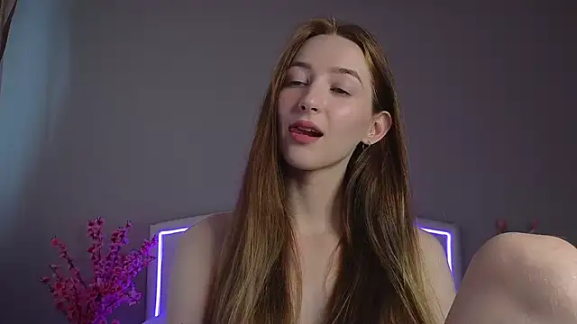 MichaelaDelly 现场XXX聊天