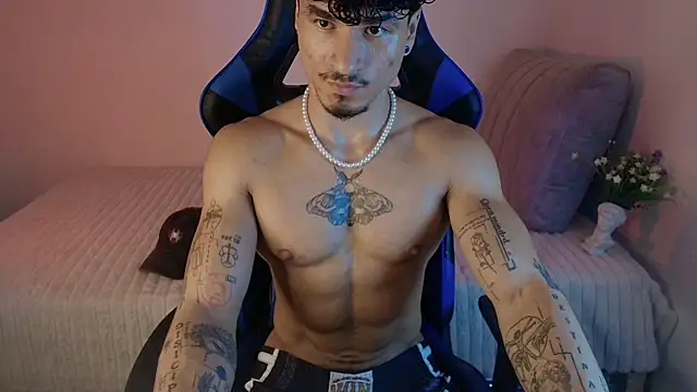 دردشة Thomas_Fit1 الجنسية المباشرة