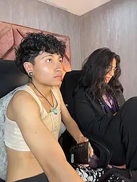 Chat XXX ao vivo de ian_mathias_