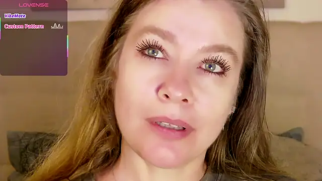 دردشة PetersEmily الجنسية المباشرة