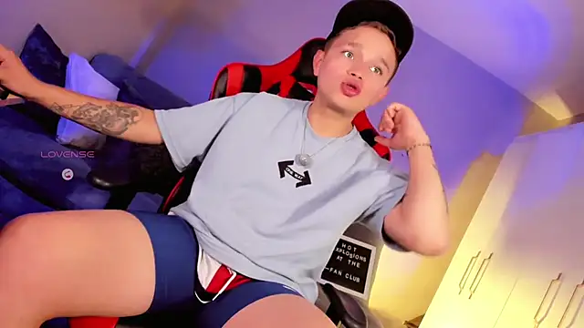 Tim_wolf Adlı Modelin Canlı XXX Sohbeti
