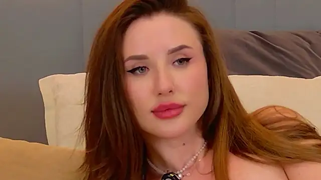 Chat +18 de Jullia_Carter ao vivo
